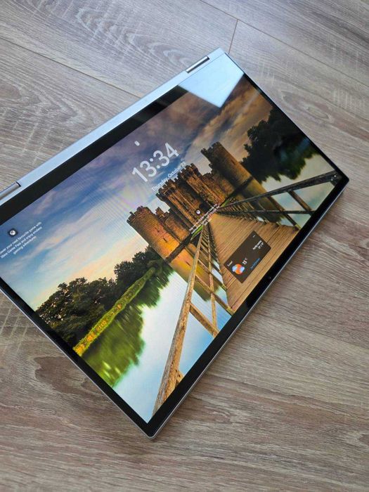 Lenovo Yoga C740 – i7 / 16GB / 1TB SSD / Touch / Windows 11 Pro