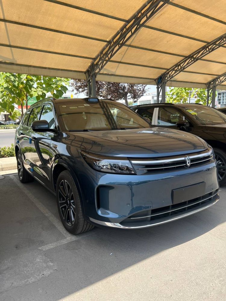 Aito M7 Ultra AWD