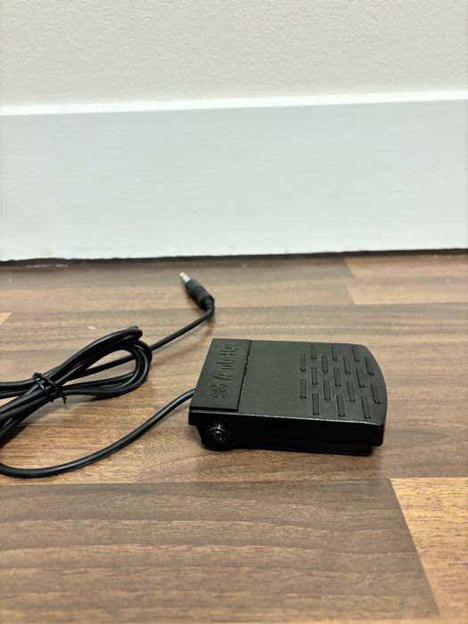 Sustain pedal Yamaha