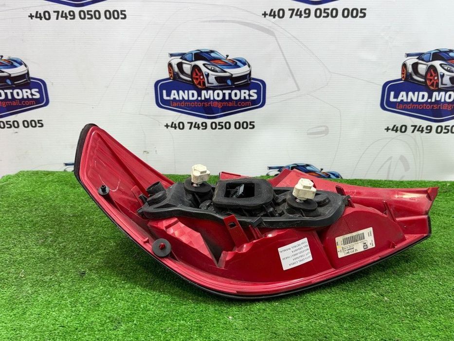 Stop tripla aripa spate dreapta 2014 opel vauxhall corsa c 1.4 diesel cod oem 13211841 93189400