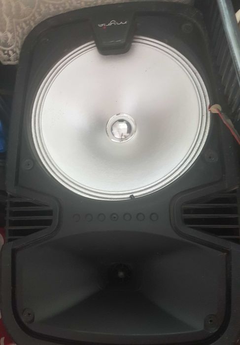 Boxa Harman/Kordon ipod-difuzor MYRIA-Bosch rotopercutor8-45D