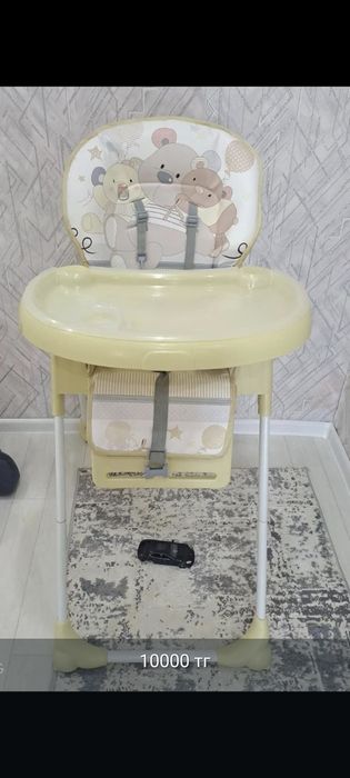 Стульчик для кормления