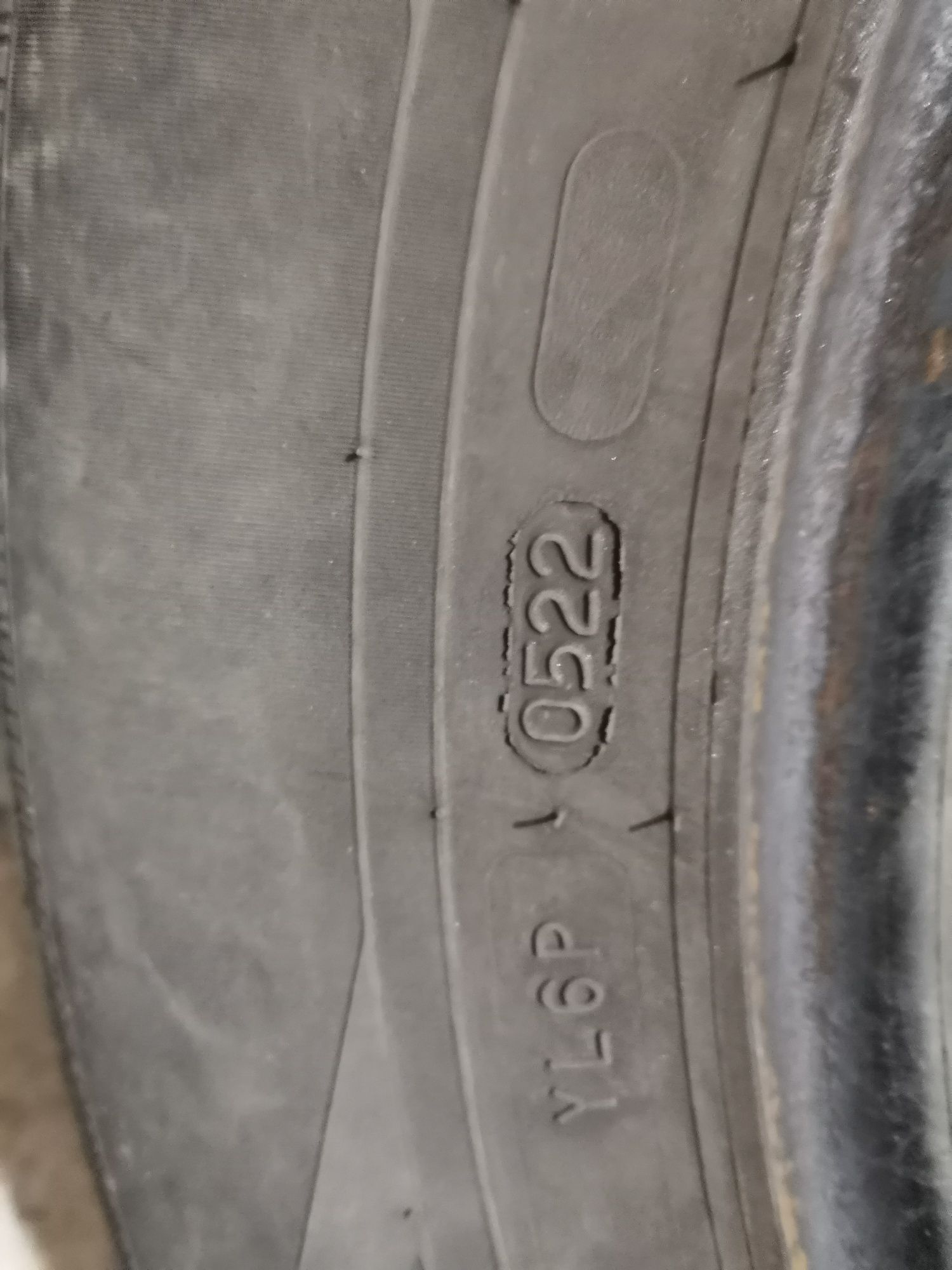 Продавам летни гуми 195/65/15 Nokian