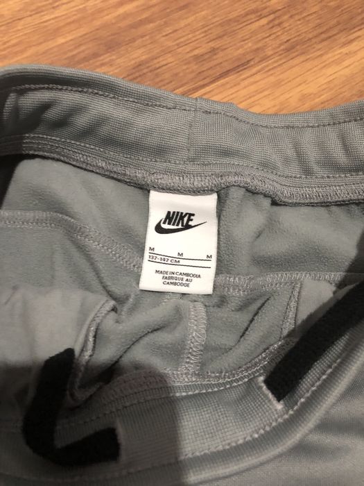 Nike Tech размер S 128-137