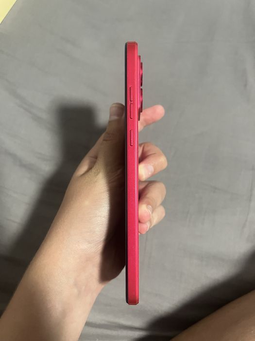 Motorola G84 5G – Viva Magenta