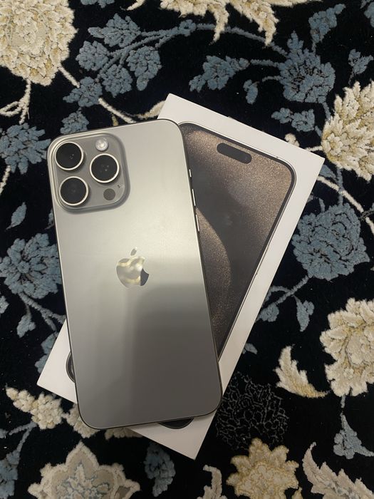 Продам Айфон 15 про макс 256 ГБ