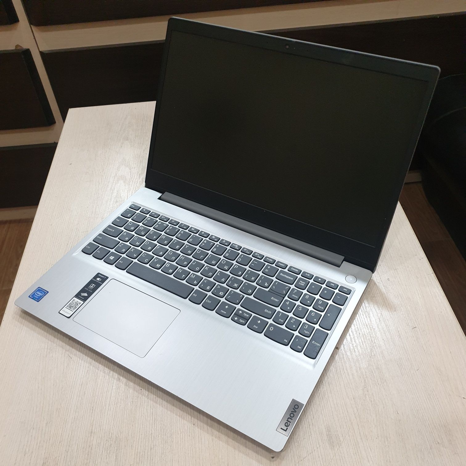 4 ядерный i3 офисный ультрабук Lenovo ideapad 3
