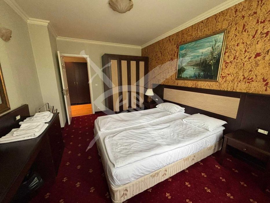 Продава се Двустаен апартамент в София, Борово - 65 кв.м за 3847 €/кв.м - Снимка #4