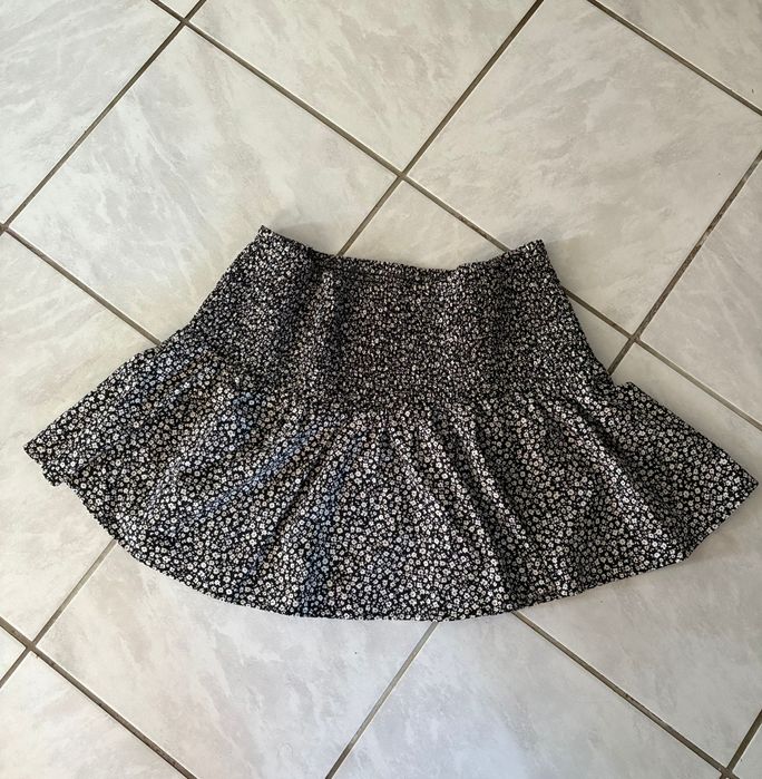 Fusta neagra cu model