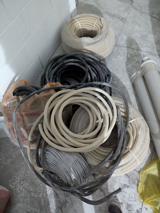 Гофра на кабель разные