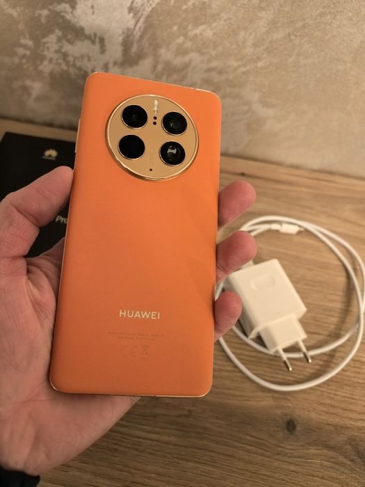 Безупречен Huawei mate 50 pro без драскотина!