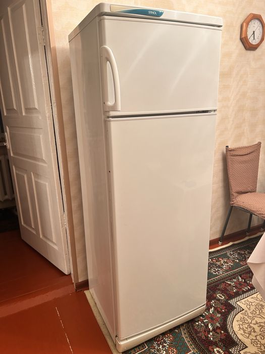 Холодильник STINOL, отлично работает, хорошее состояние