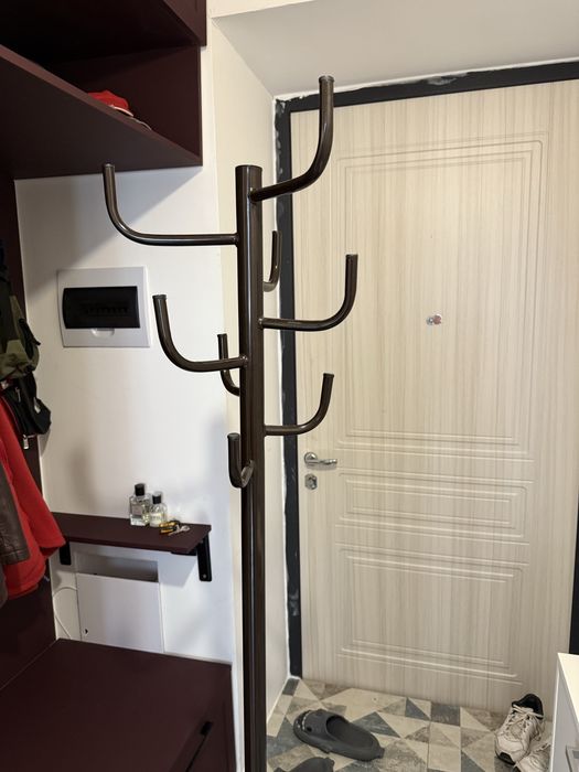 Вешалка-стойка в прихожую