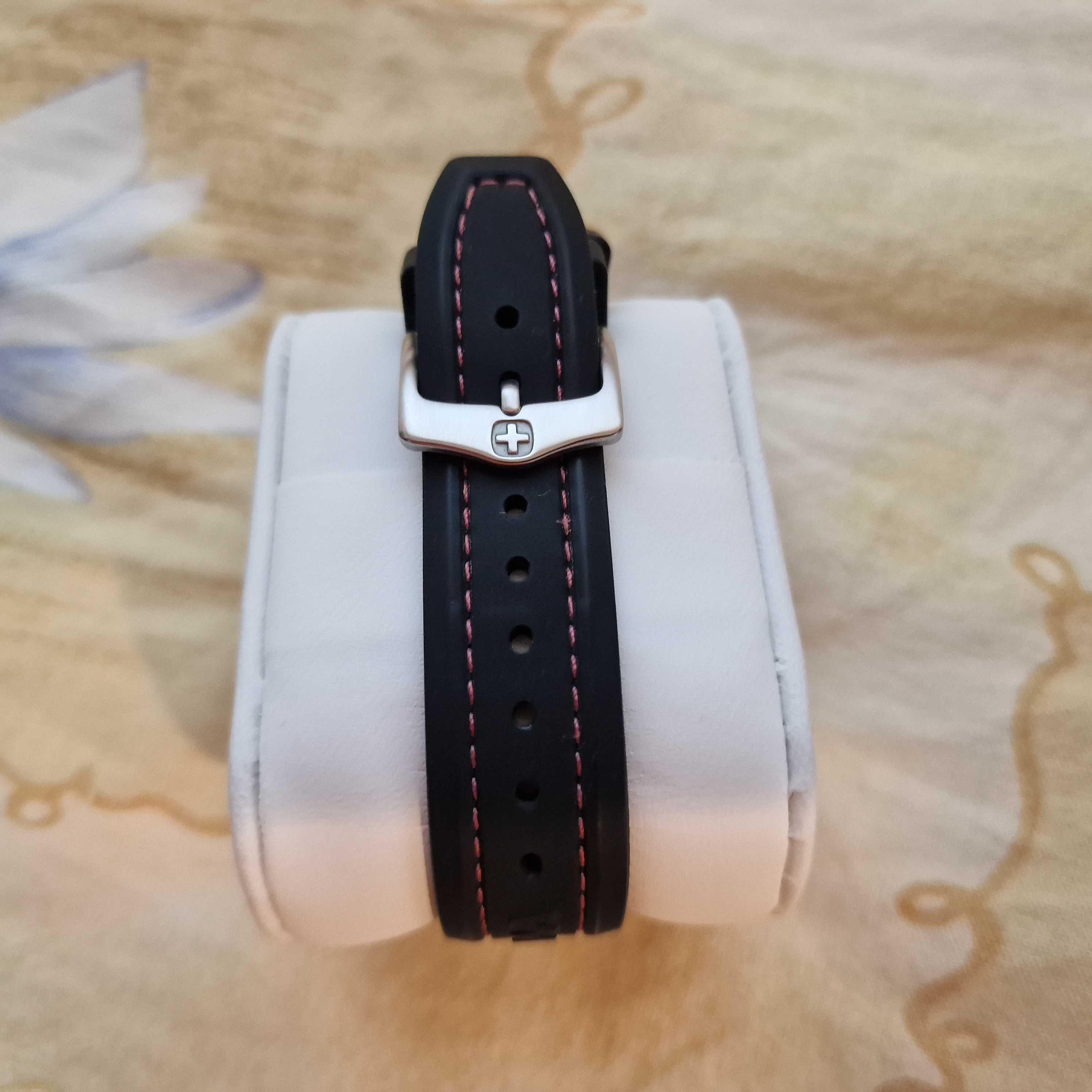 Дамски часовник Wenger Sapphire Cristal
