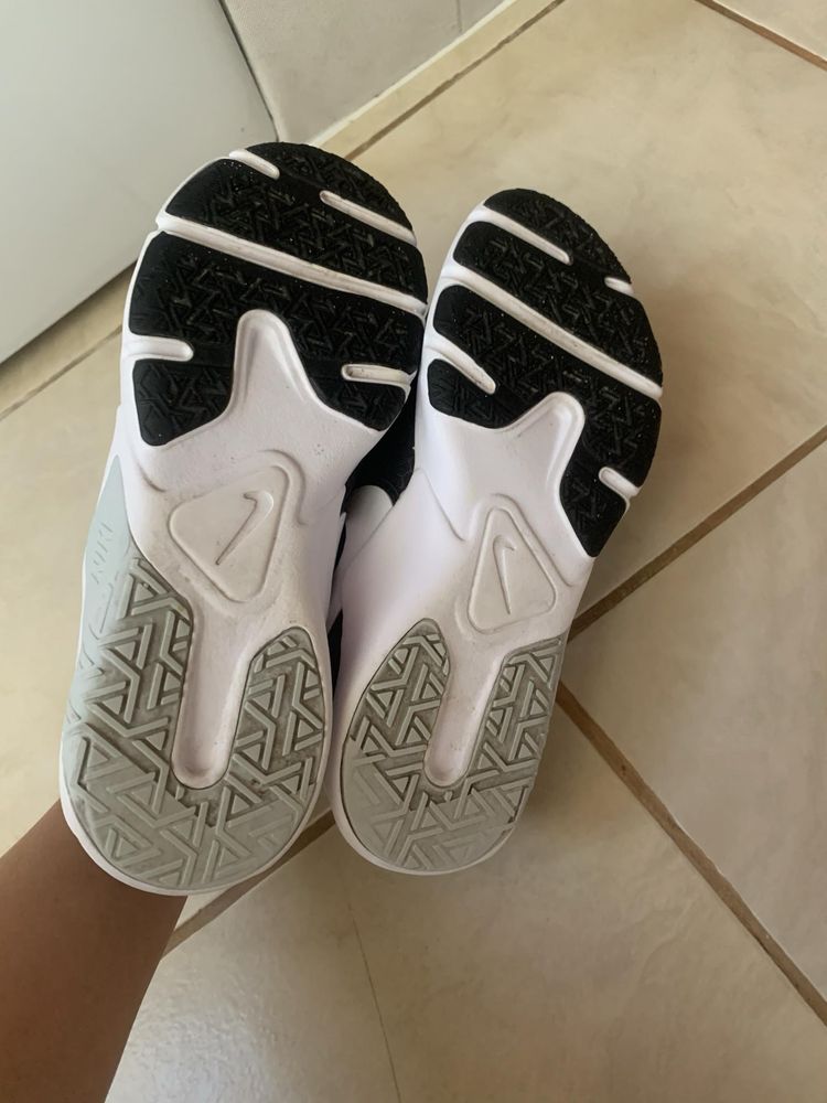 Дамски маратонки Найк/Nike Revolution 5