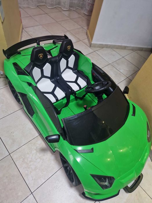 Lamborghini Aventador SVJ  SX2028, electrică pentru copii – ca nouă!