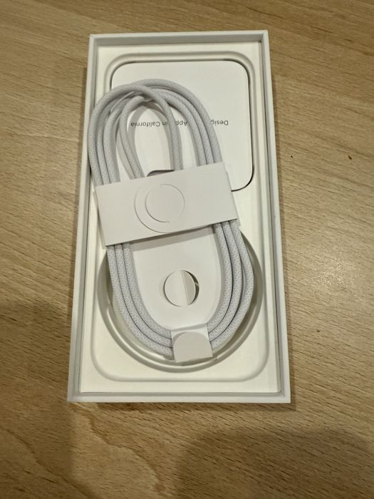 Vand iphone 15 PRO 128 GB