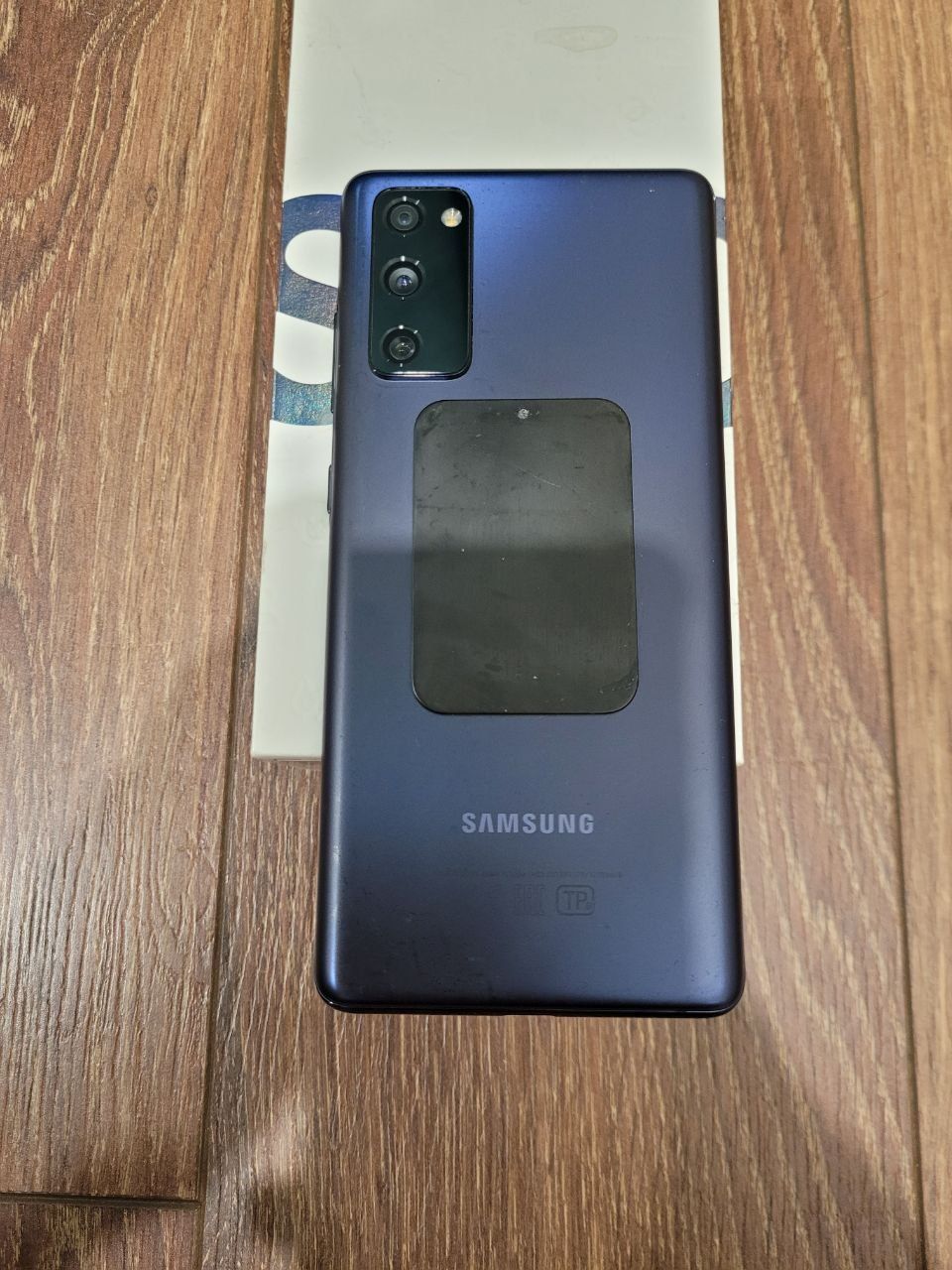 Продам Samsung S20fe
