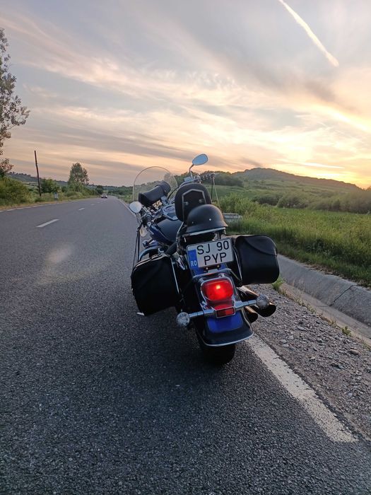 Suzuki VL800 Intruder