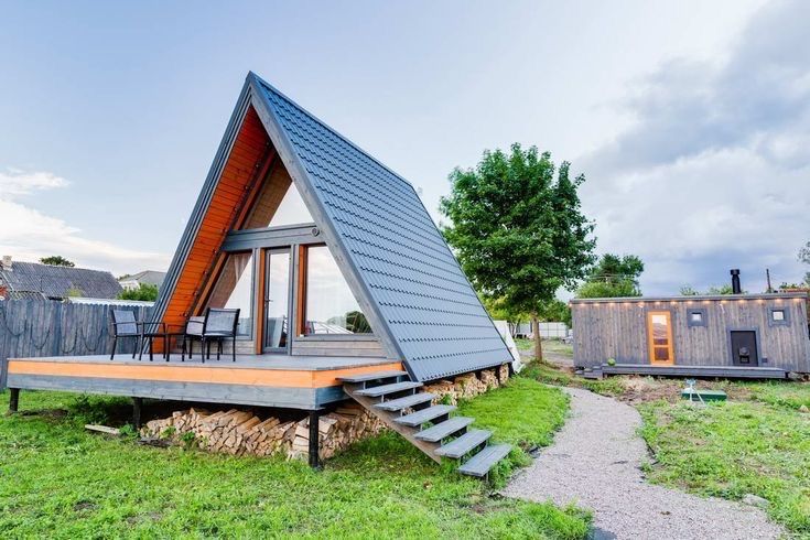 Vand cabane din lemn A-frame la gata accept variante auto