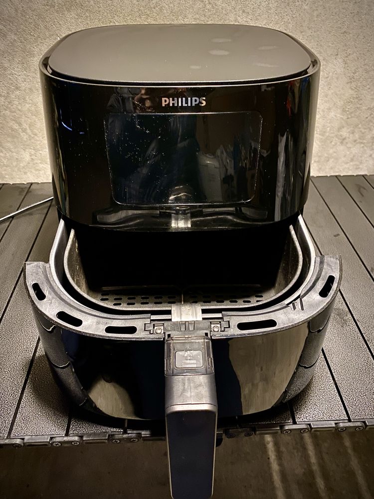 Vand Airfryer, Philips,2000w, led, 6,2 litri aproape nou