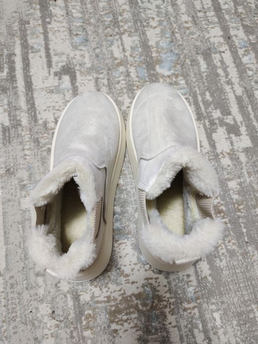 Обувь угги новые ботинки
