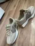 Чисто нови New Balance 327