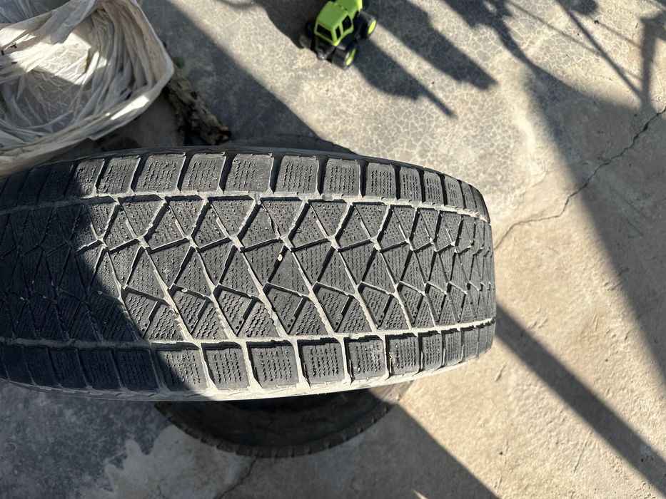 Продам срочно шины r17