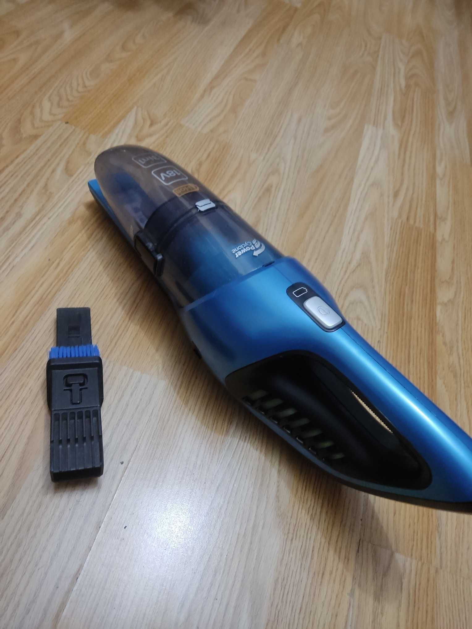 Прахосмукачка PHILIPS PowerPro Aqua