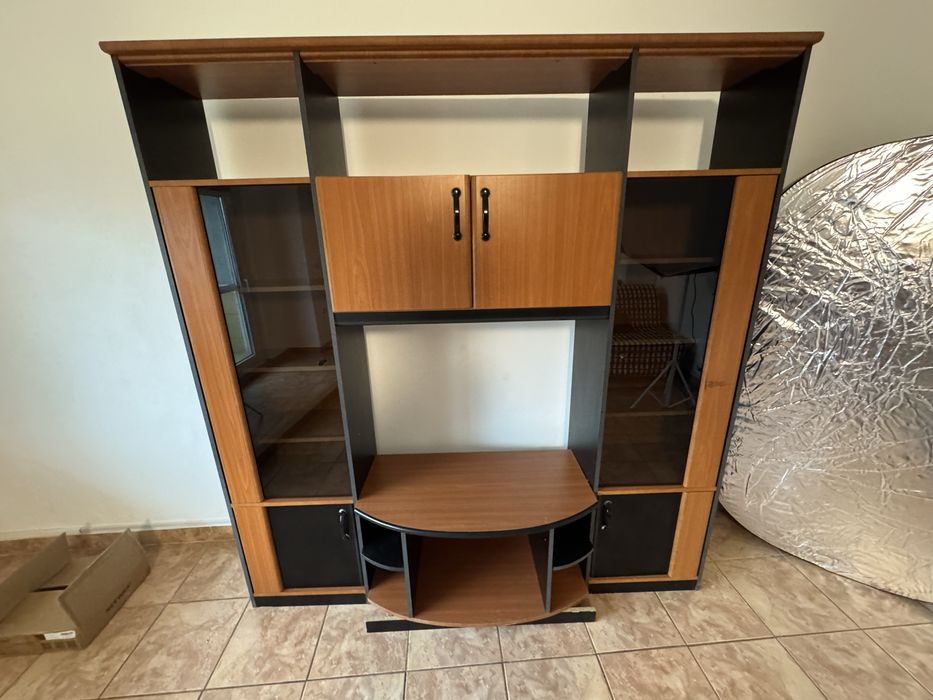 Vand Bibblioteca Living Televizor cu Rafturi si usi de sticla