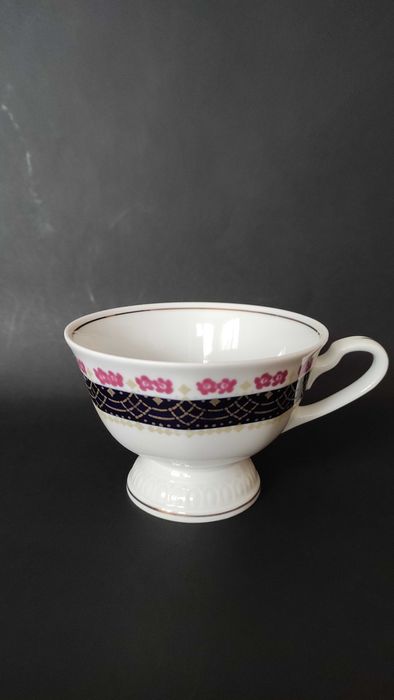 Colditz ГДР един много фин и крехък троен сет за чай/дълго кафе