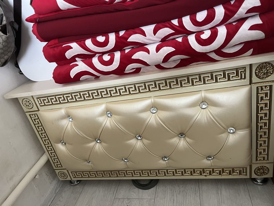 Золотистый сундук 2 шт