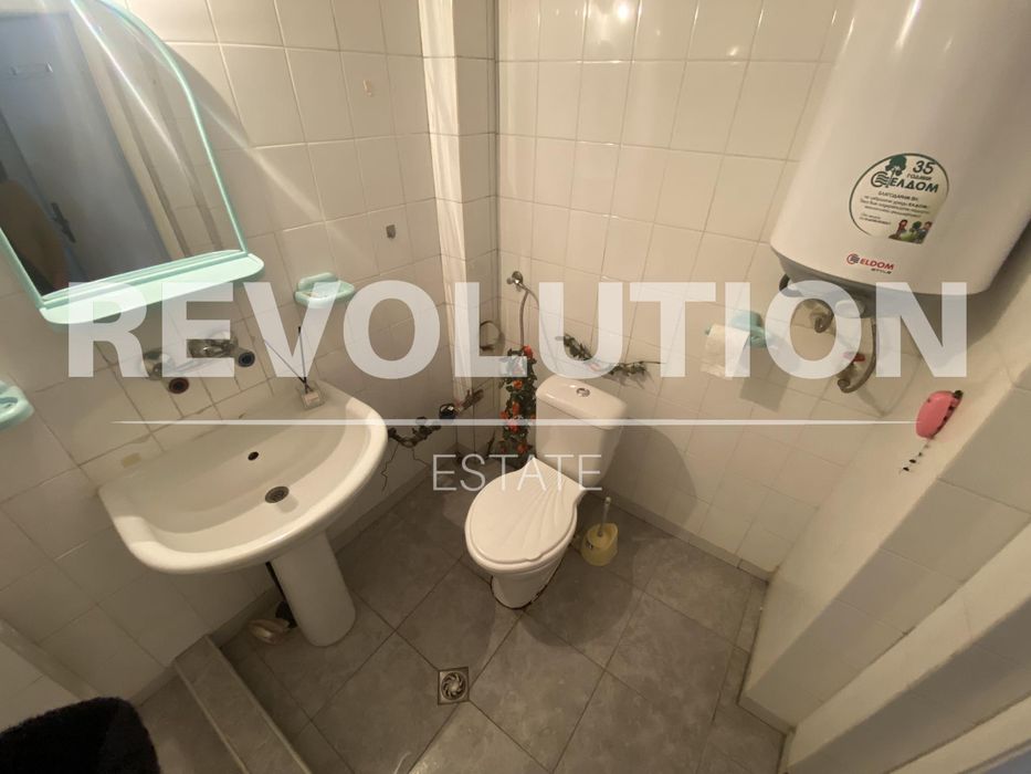 Дава се под наем Двустаен апартамент в Варна, Окръжна болница - 65 кв.м за 375 € - Снимка #4