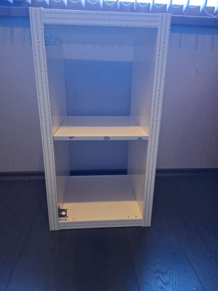 Ikea стелаж-кутия