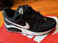 Маратонки Nike Air MAX Command