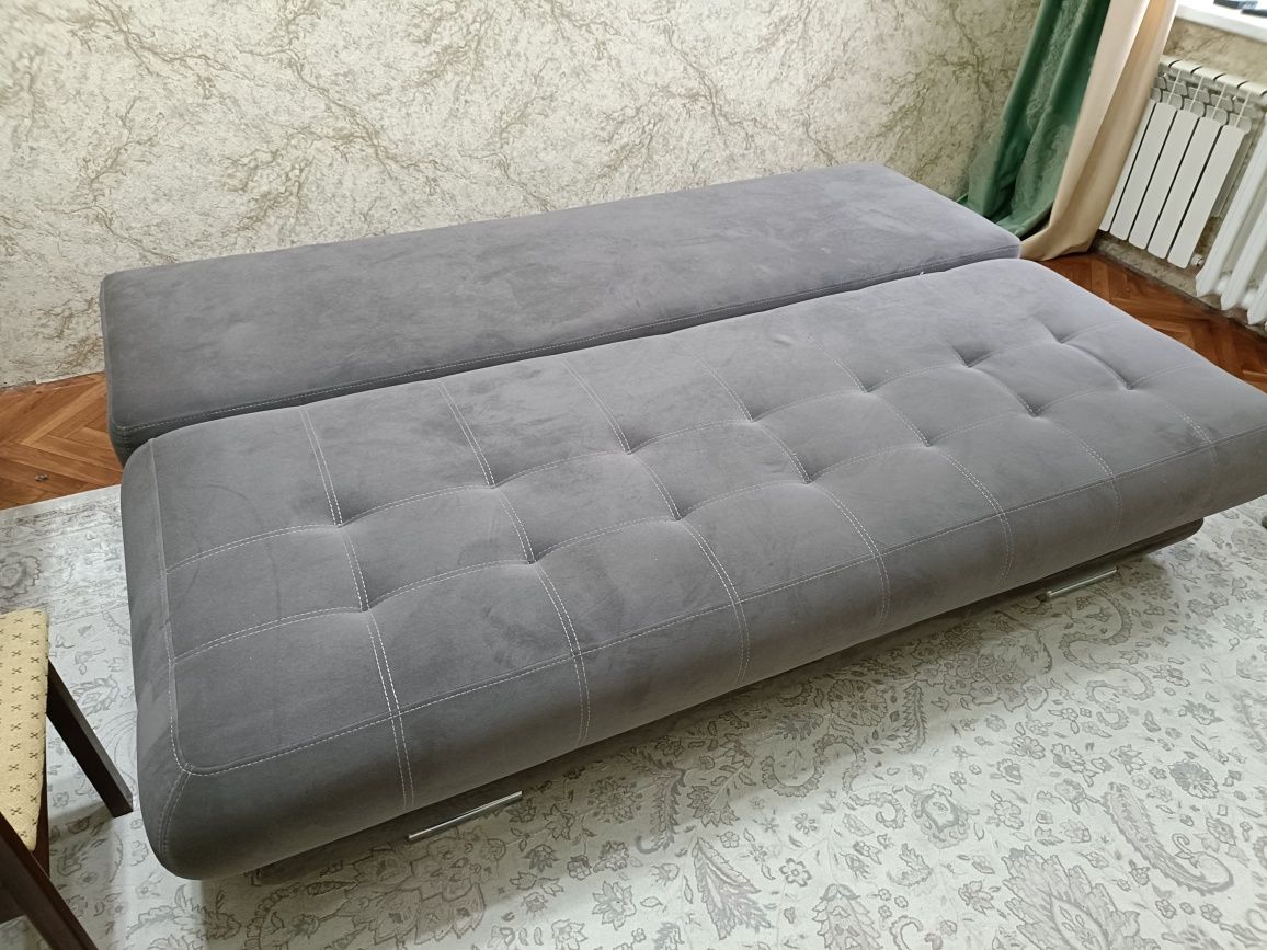 Продам отличный диван раскладной