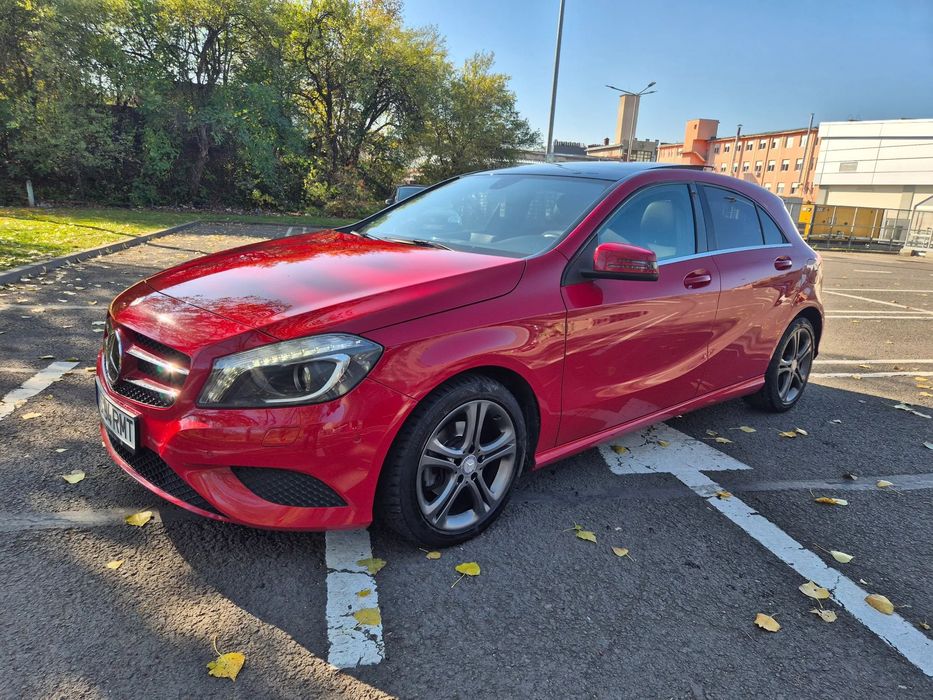 Mercedes-Benz A A180 CDI automat navi panorama xenon Senzori parcare fata-spate