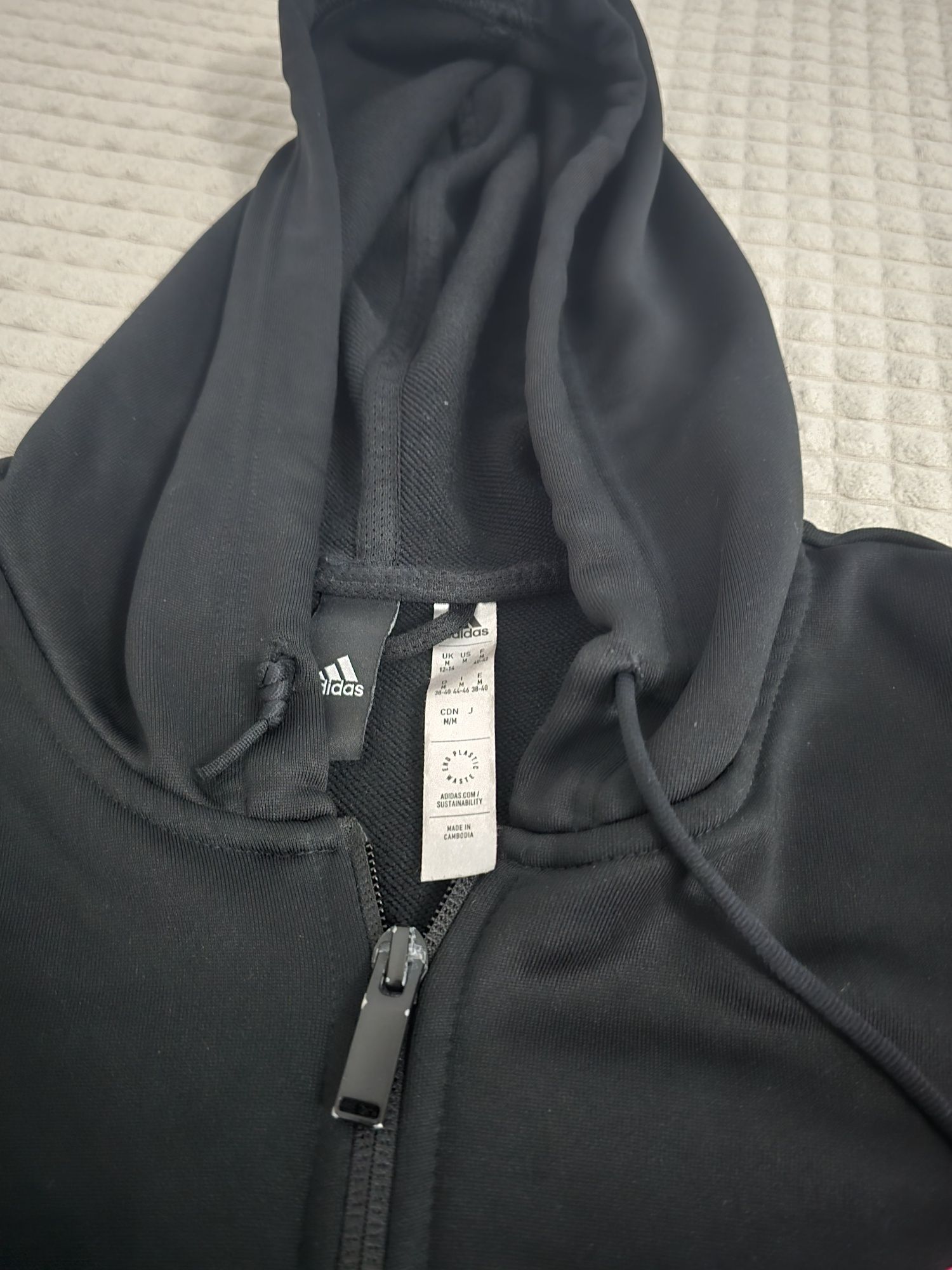 Екип adidas размер M