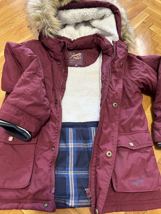 Зимно яке с пухкава качулка много топло