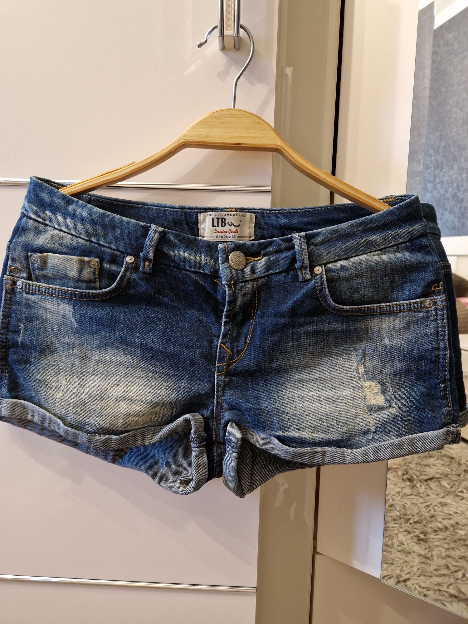Mango  Zara  LTB