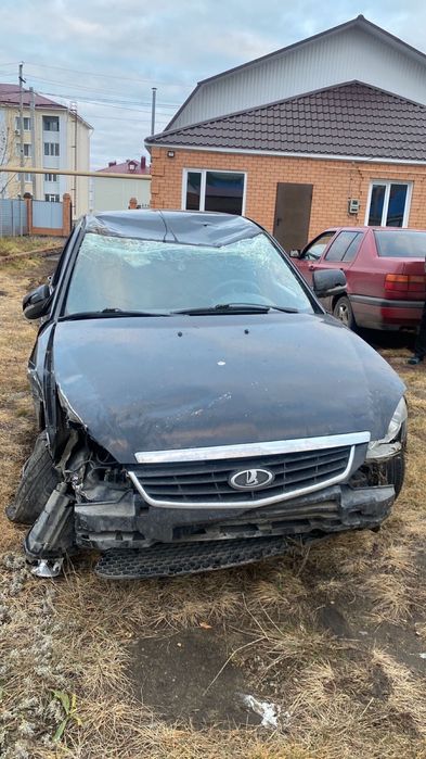 Продам Приору 1