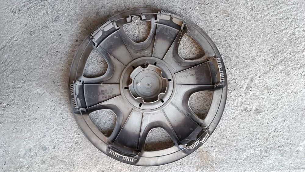 Оригинални тас за Рено Renault 14" цола Skoda ' WV шкода фолксваген