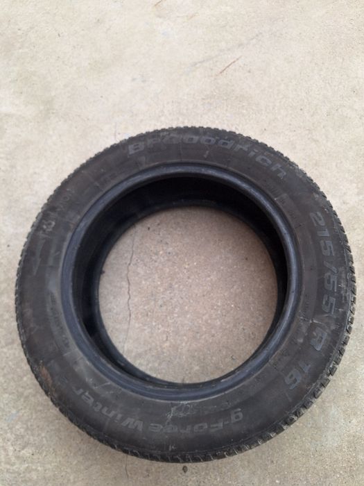 Vând 3 cauciucuri 215/55/16