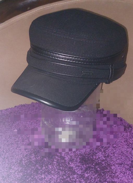 Фуражка -кепка утепленная.