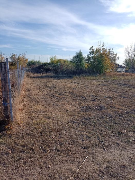 Teren langa lac 967mp