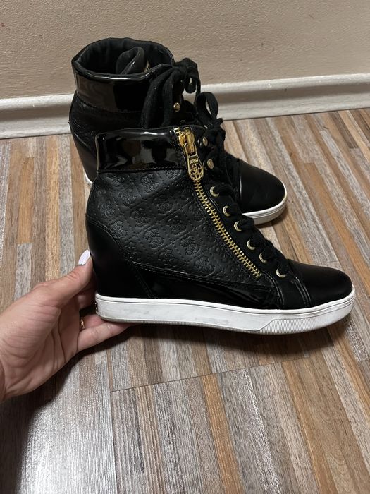 Guess Foresst кецове платформа