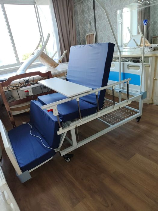 Многофункциональная медицинская кровать