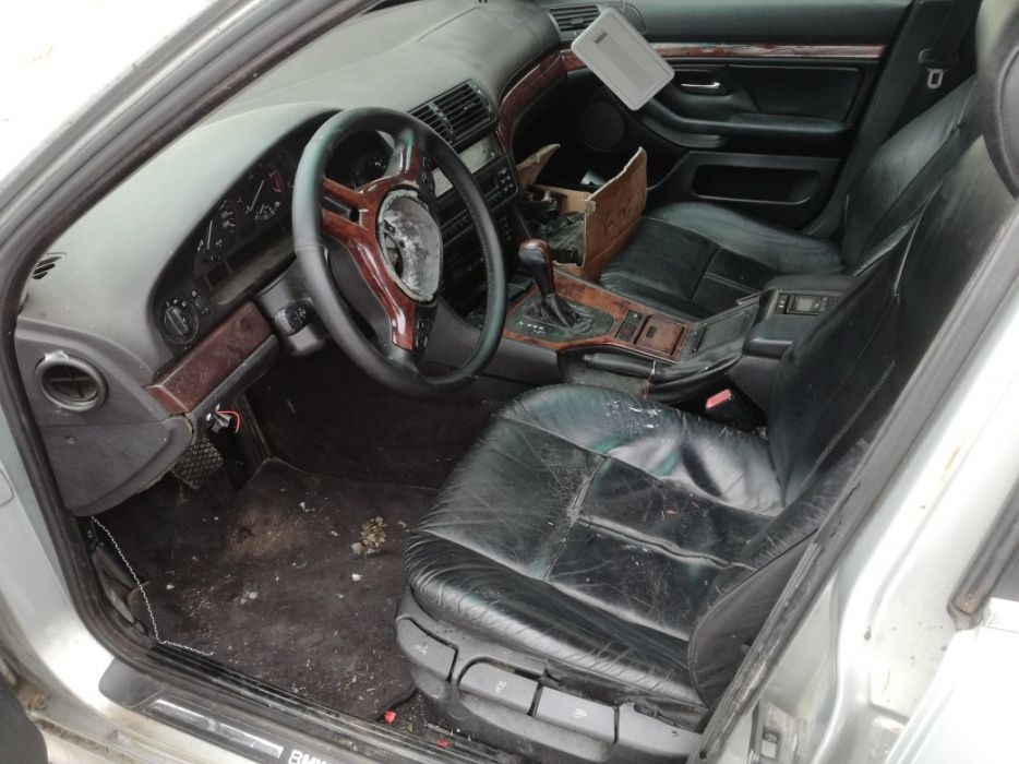 BMW e39 520 на части