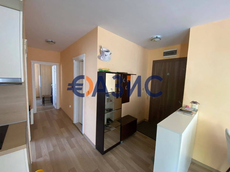 Тристаен апартамент с 2 спални, 2 етаж, "Рич 2", България, Равда, 86