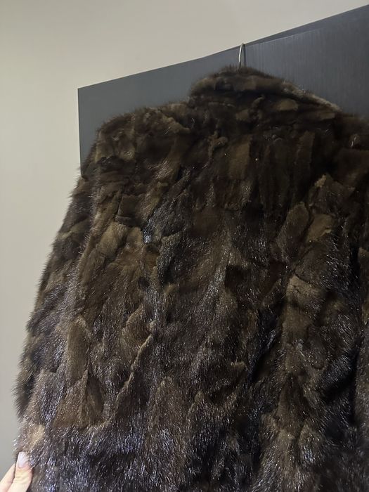 Палто от естествен косъм, дълго, цветът е кафяв М/Л размер